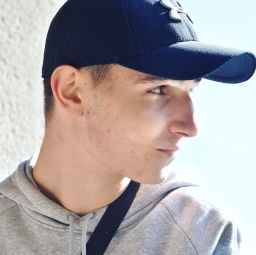 hugohugo