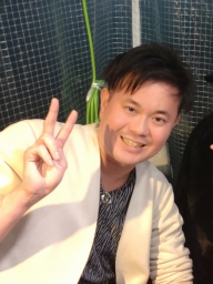 yoshi_aki